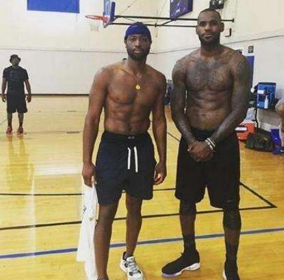 找新闻好辛苦，您还可以按兴趣分类浏览哦.