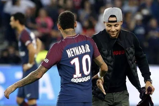 需在竞技与 需在竞技与